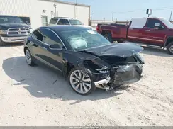 5YJ3E1EA2JF157442 2018 TESLA MODEL 3