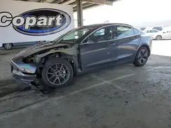 5YJ3E1EA2JF157683 2018 TESLA MODEL 3