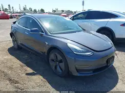 5YJ3E1EA2JF158154 2018 TESLA MODEL 3