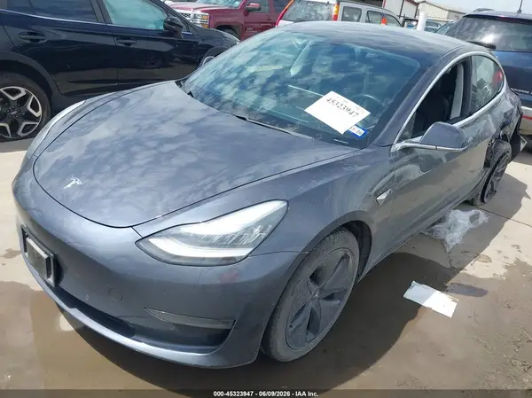 5YJ3E1EA2JF158221 2018 TESLA MODEL 3 - Image 2