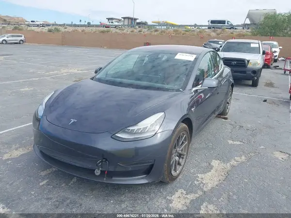 5YJ3E1EA2JF158459 2018 TESLA MODEL 3 - Image 2