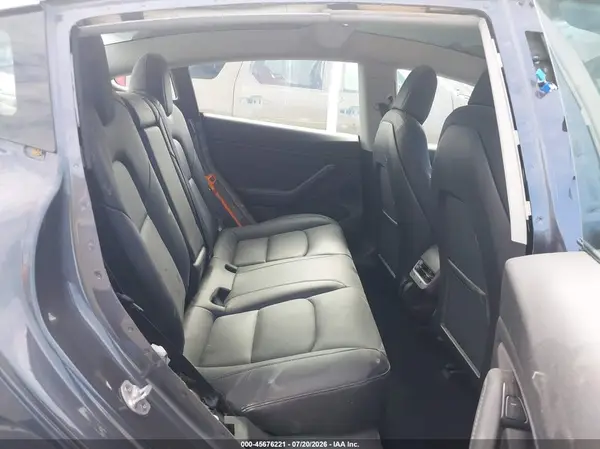 5YJ3E1EA2JF158459 2018 TESLA MODEL 3 - Image 8