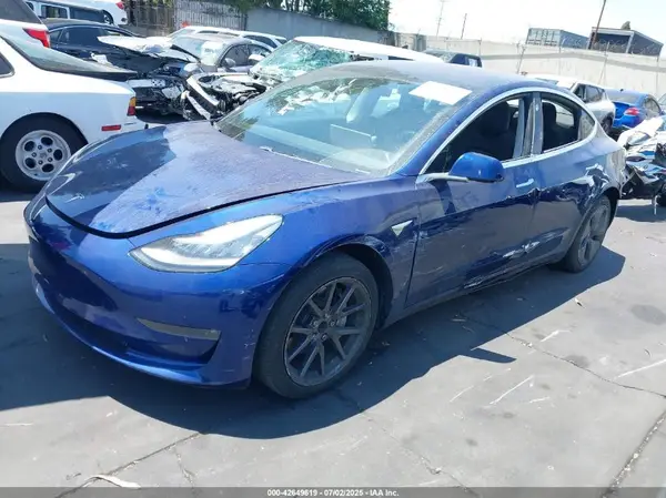 5YJ3E1EA2JF160583 2018 TESLA MODEL 3 - Image 2