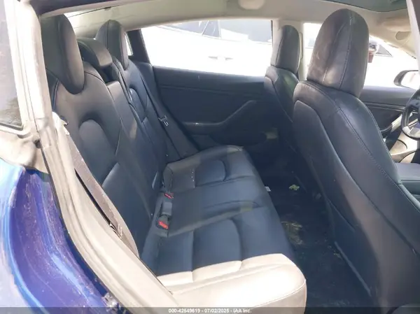 5YJ3E1EA2JF160583 2018 TESLA MODEL 3 - Image 8