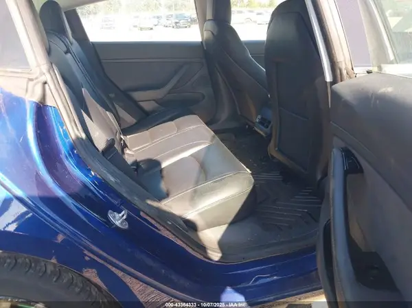 5YJ3E1EA2JF164231 2018 TESLA MODEL 3 - Image 8