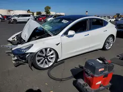 5YJ3E1EA2JF164780 2018 TESLA MODEL 3