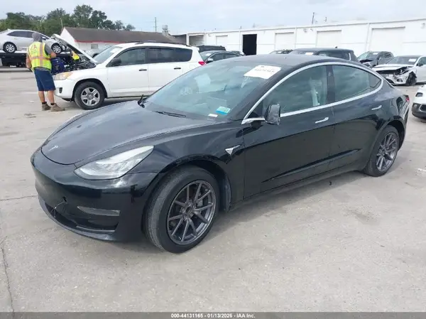 5YJ3E1EA2JF166206 2018 TESLA MODEL 3 - Image 2