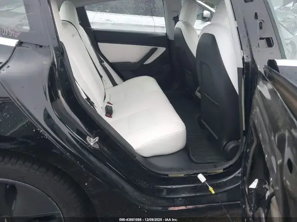 5YJ3E1EA2JF166402 2018 TESLA MODEL 3 - Image 8