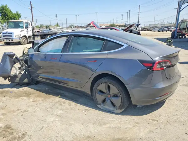 5YJ3E1EA2JF166660 2018 TESLA MODEL 3 - Image 2