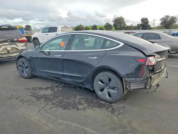 5YJ3E1EA2JF171504 2018 TESLA MODEL 3 - Image 2