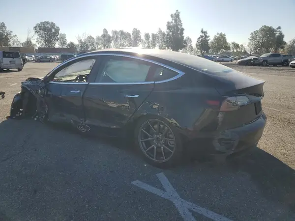 5YJ3E1EA2JF172233 2018 TESLA MODEL 3 - Image 2