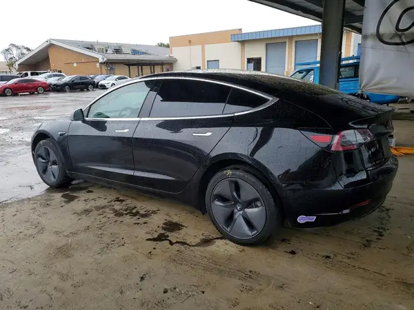 5YJ3E1EA2JF172670 2018 TESLA MODEL 3 - Image 2