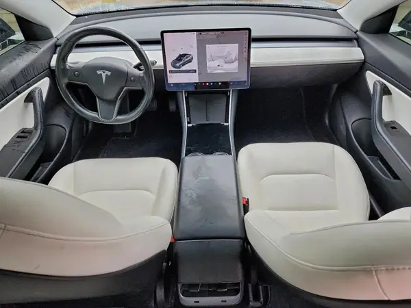 5YJ3E1EA2JF177867 2018 TESLA MODEL 3 - Image 8