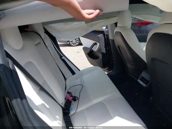 5YJ3E1EA2JF177920 2018 TESLA MODEL 3 - Image 8