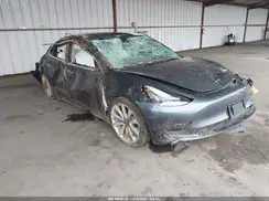 5YJ3E1EA2JF186519 2018 TESLA MODEL 3