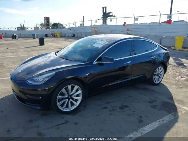 5YJ3E1EA2KF190829 2019 TESLA MODEL 3 - Image 2