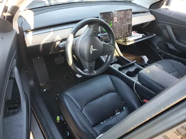 5YJ3E1EA2KF196890 2019 TESLA MODEL 3 - Image 8