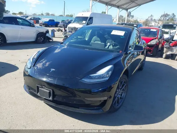 5YJ3E1EA2KF296696 2019 TESLA MODEL 3 - Image 2