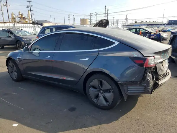 5YJ3E1EA2KF298870 2019 TESLA MODEL 3 - Image 2