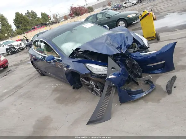 5YJ3E1EA2KF299534 2019 TESLA MODEL 3 - Image 1