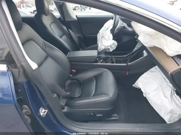 5YJ3E1EA2KF299534 2019 TESLA MODEL 3 - Image 8