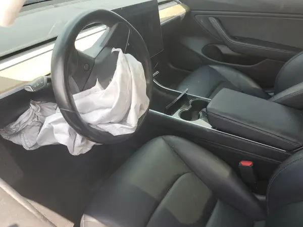 5YJ3E1EA2KF302755 2019 TESLA MODEL 3 - Image 8
