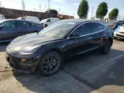 5YJ3E1EA2KF305462 2019 TESLA MODEL 3