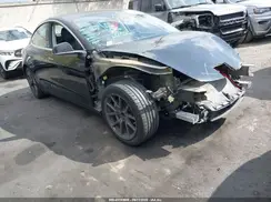 5YJ3E1EA2KF306028 2019 TESLA MODEL 3