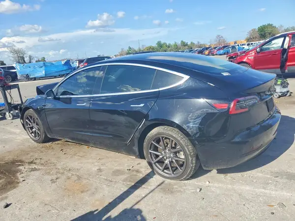 5YJ3E1EA2KF306594 2019 TESLA MODEL 3 - Image 2