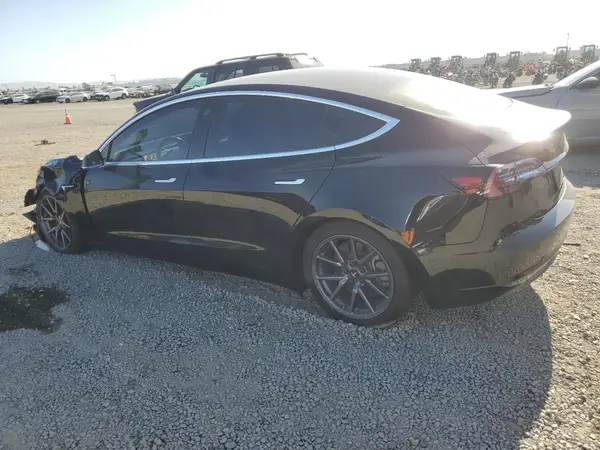 5YJ3E1EA2KF306868 2019 TESLA MODEL 3 - Image 2