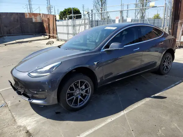 5YJ3E1EA2KF307549 2019 TESLA MODEL 3 - Image 1