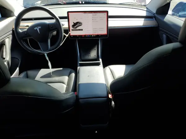5YJ3E1EA2KF307549 2019 TESLA MODEL 3 - Image 8