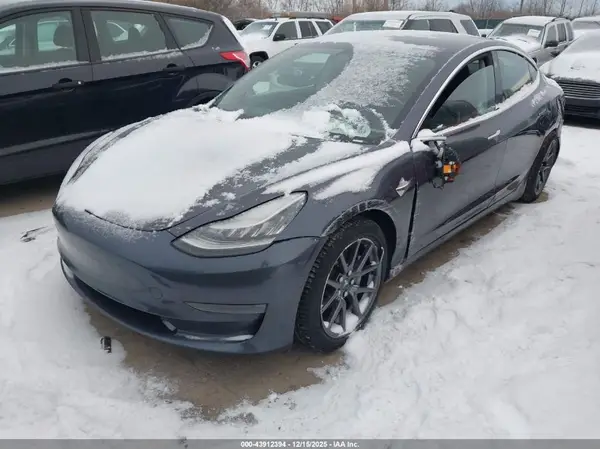 5YJ3E1EA2KF307647 2019 TESLA MODEL 3 - Image 2