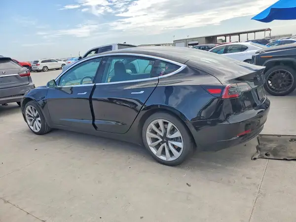 5YJ3E1EA2KF311021 2019 TESLA MODEL 3 - Image 2