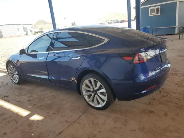 5YJ3E1EA2KF311486 2019 TESLA MODEL 3 - Image 2