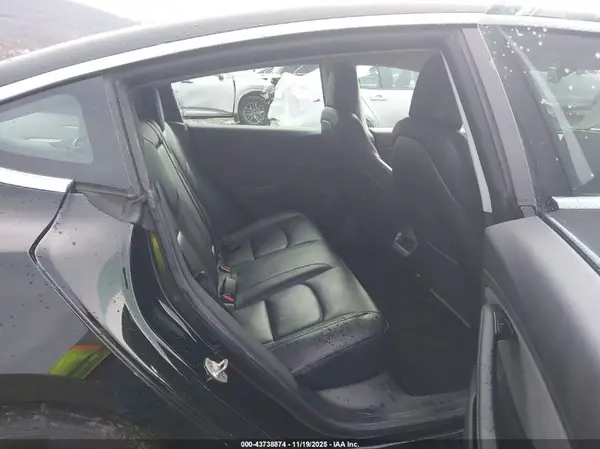 5YJ3E1EA2KF316980 2019 TESLA MODEL 3 - Image 8