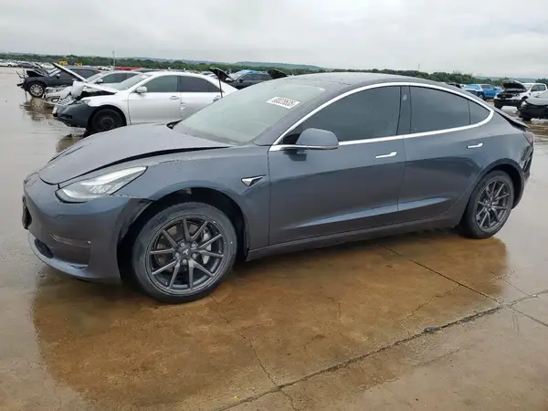 5YJ3E1EA2KF317174 2019 TESLA MODEL 3 - Image 1