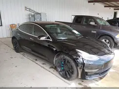5YJ3E1EA2KF324206 2019 TESLA MODEL 3