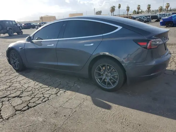 5YJ3E1EA2KF325694 2019 TESLA MODEL 3 - Image 2