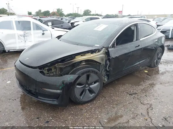 5YJ3E1EA2KF330989 2019 TESLA MODEL 3 - Image 2