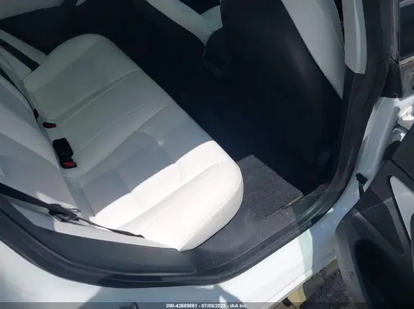 5YJ3E1EA2KF332578 2019 TESLA MODEL 3 - Image 8