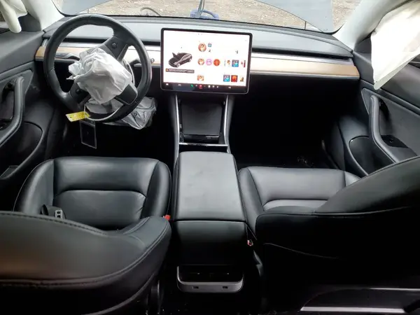 5YJ3E1EA2KF357464 2019 TESLA MODEL 3 - Image 8