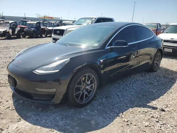 5YJ3E1EA2KF361871 2019 TESLA MODEL 3 - Image 1