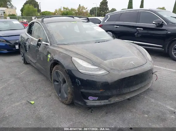 5YJ3E1EA2KF362048 2019 TESLA MODEL 3 - Image 1