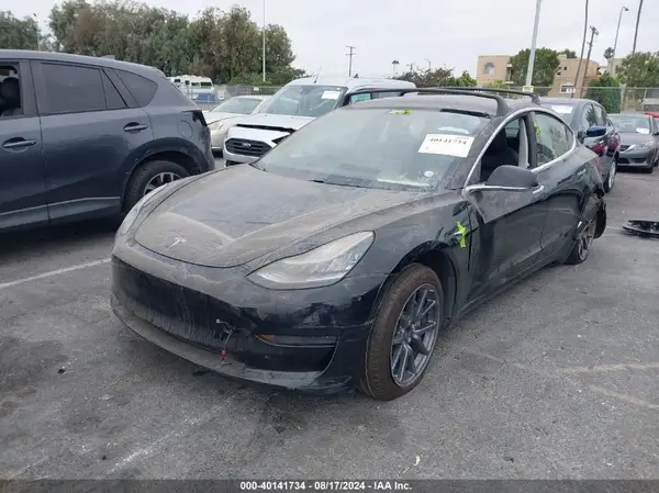 5YJ3E1EA2KF362048 2019 TESLA MODEL 3 - Image 2