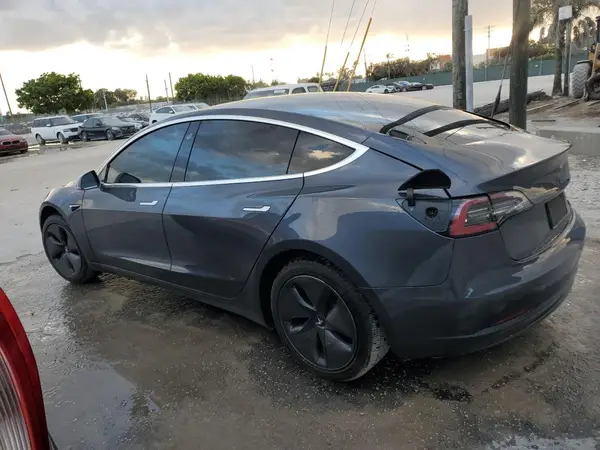 5YJ3E1EA2KF362406 2019 TESLA MODEL 3 - Image 2