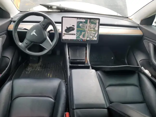 5YJ3E1EA2KF394532 2019 TESLA MODEL 3 - Image 8