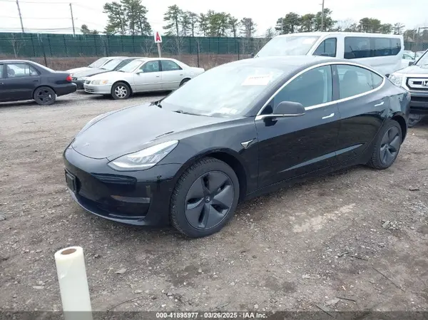 5YJ3E1EA2KF395549 2019 TESLA MODEL 3 - Image 2