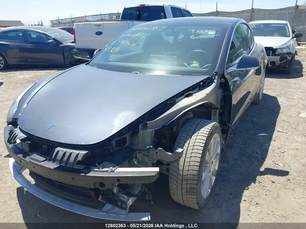 5YJ3E1EA2KF396426 2019 TESLA MODEL 3 - Image 2