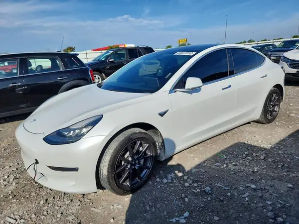 5YJ3E1EA2KF397155 2019 TESLA MODEL 3 - Image 1